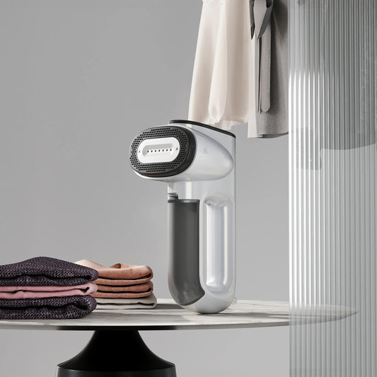Steamify™ – Kraftfull klädsteamer för hemmet & resan