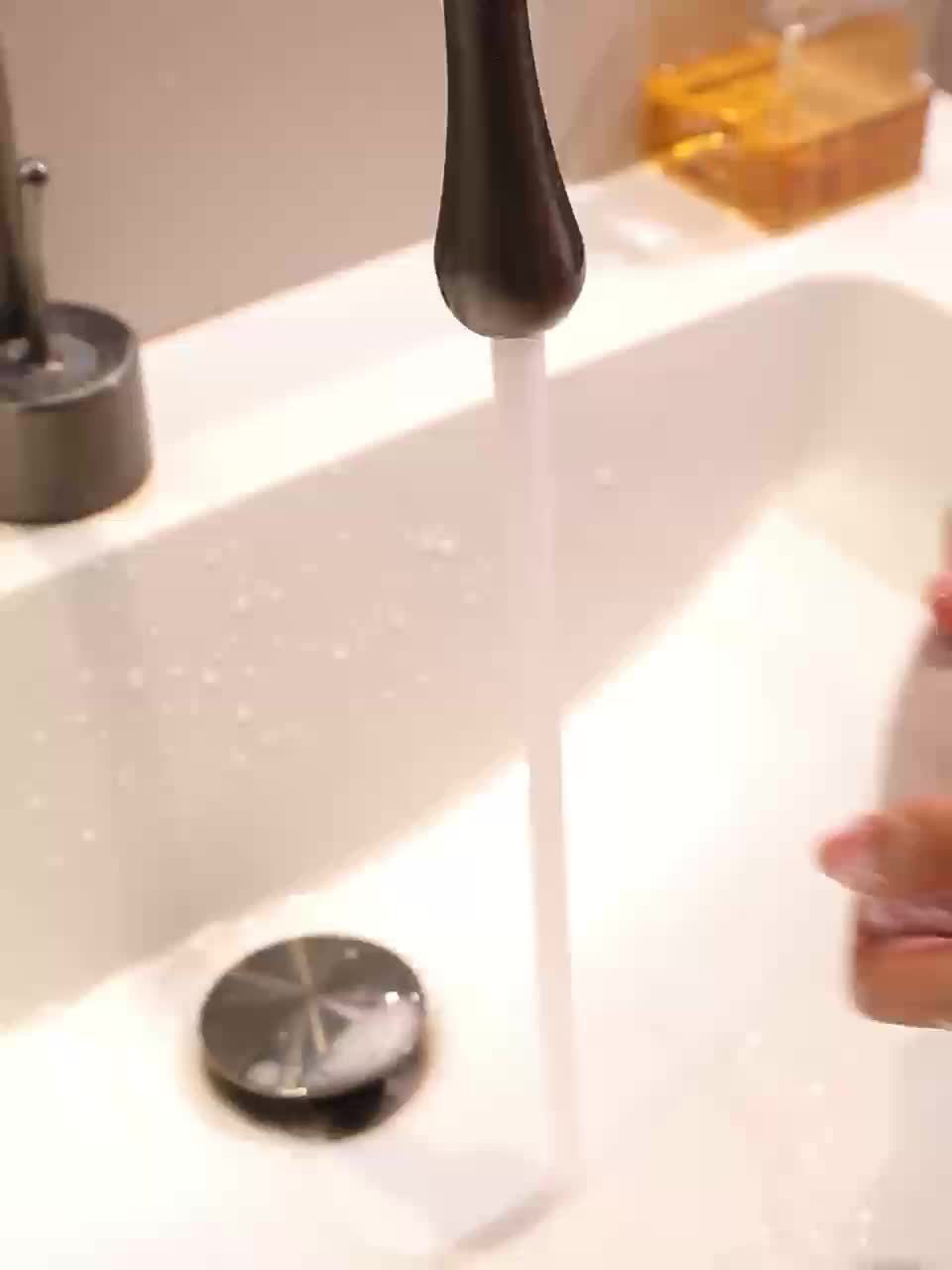 GoWash™ – Bärbar Mini-Tvättmaskin
